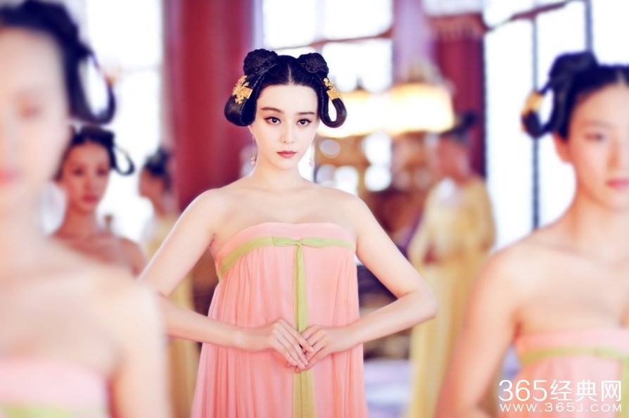 《武则天》曝剧照 范冰冰出演14岁“少女武则天”稚气未脱