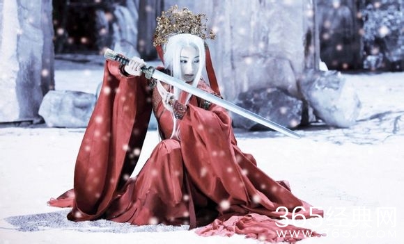 新版神雕侠侣白发祖师婆婆剧照，网友直呼美翻了！