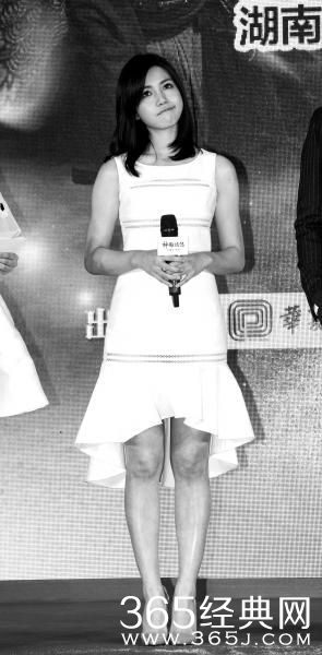 “小笼包”陈妍希受访 称包子脸挺好不会去整容