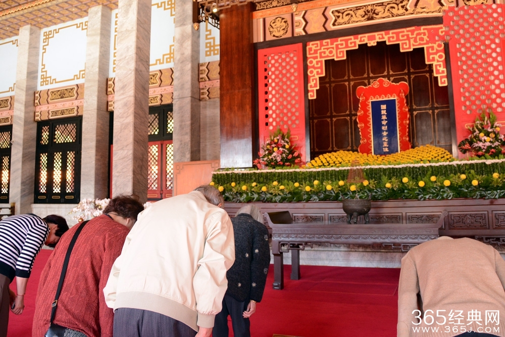 尘封77年的爱情图片