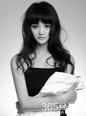 于正版神雕侠侣小龙女师傅骆文博资料