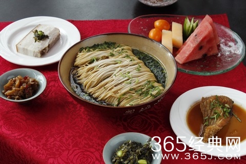 苏州特色小吃图片