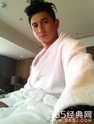 没有丑男人，只有不化妆的男人。男神素颜大曝光