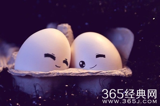 【晚安心语】等着别人来爱你，不如自己努力爱自己。封面图