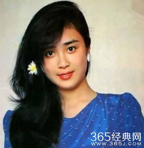 50岁苏妲己相关图片