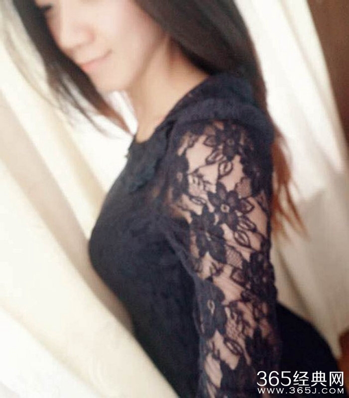 美女爆照求网友抢火车票