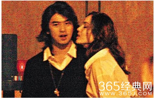 陈柏霖前女友刘碧丽公开当富豪小三 借孕逼宫