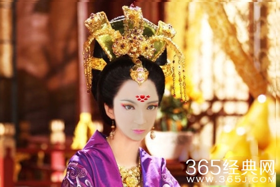 一不小心拍成这样了求大神给P漂亮点~~