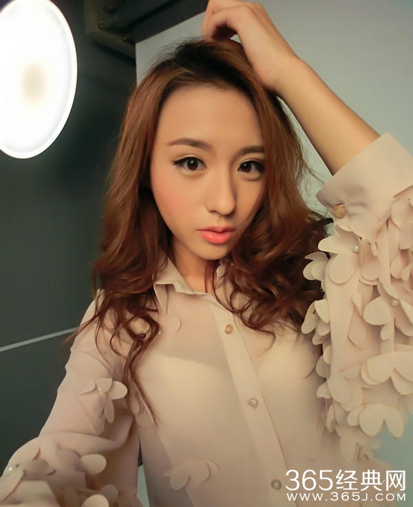 北工校花小野猫 刘静怡长腿魅惑