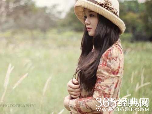 家里有一点钱就出来炫耀一番的东南亚妹子