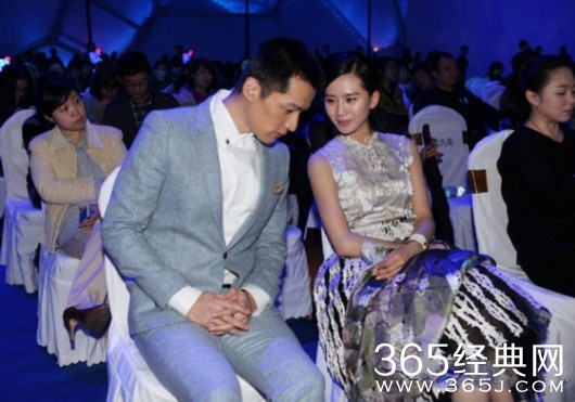 胡歌刘诗诗公开恋情 到底谁是小三