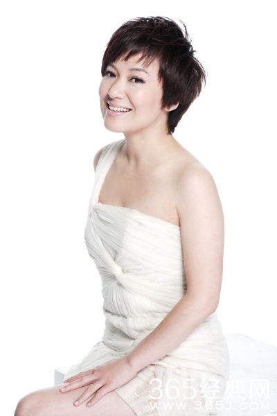 周艳泓《暖春》歌词