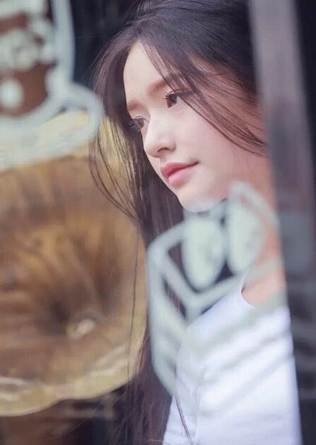 周星驰《美人鱼》“星女郎”林允是谁 清纯私照曝光