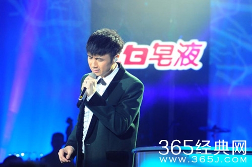 我是歌手3古巨基粤语歌《爱与诚》完整试听歌词