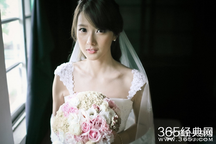 台湾“最美医生”结婚了看过新郎真容 网友都疯了