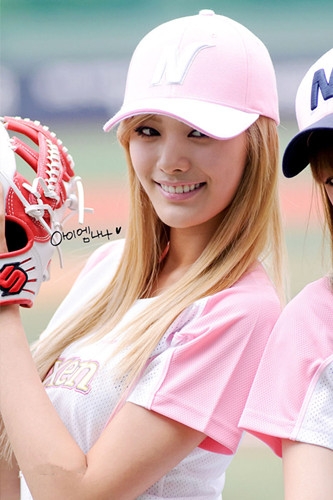 2014全球最美脸蛋TOP1:Nana资料介绍 美照分享