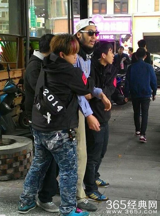 林俊杰被打图片