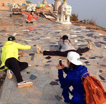 2015年每节操的逗B们的生活 笑尿了