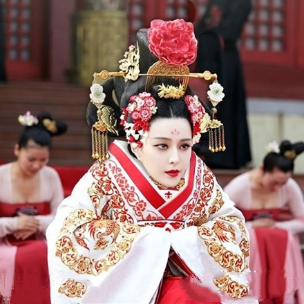 网友恶搞《武媚娘》众嫔妃皆变娃娃头