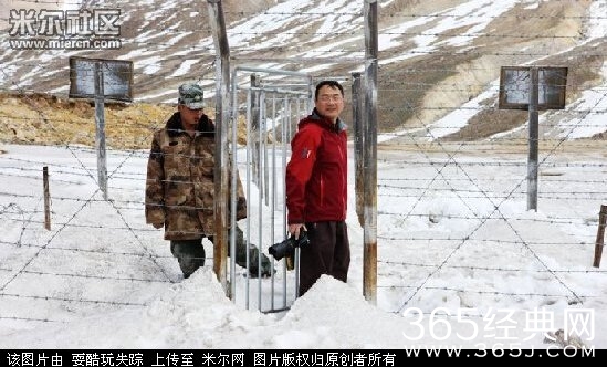 金正恩眉毛少了一半  哪去了