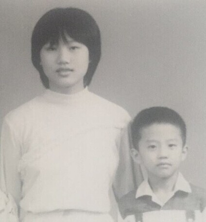 邓超微博晒姐姐照片 被吐槽