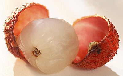 荔枝吃多了会怎么样？荔枝吃多了上火吗？