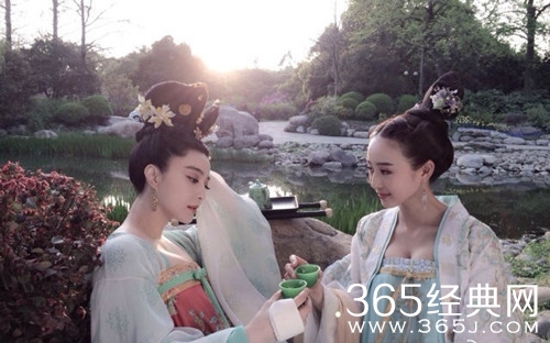 《武媚娘传奇》第33集剧透:徐慧黑化 烛台杀死文娘图片