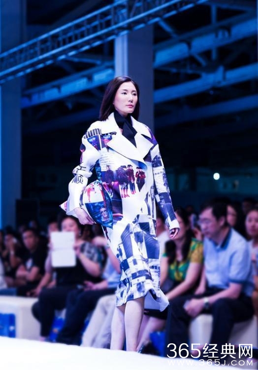 川师女神系主任网络走红