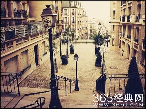 没有人在意你的青春,也别让别人左右了你的青春