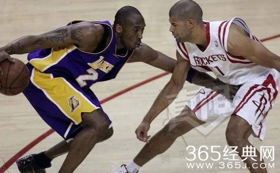 【黝黑蜗壳】科比调情被黑 文艺范儿版本科黑叫“黝黑蜗壳”