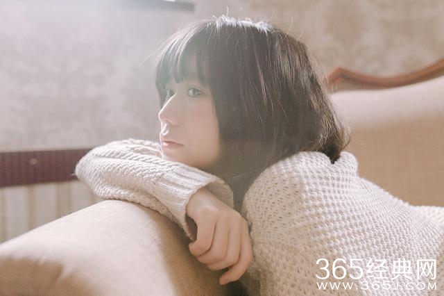 一句话经典语录：世上最深情的誓言,是我等你