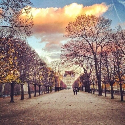 微笑，有时候是一种没有说出口的伤痛