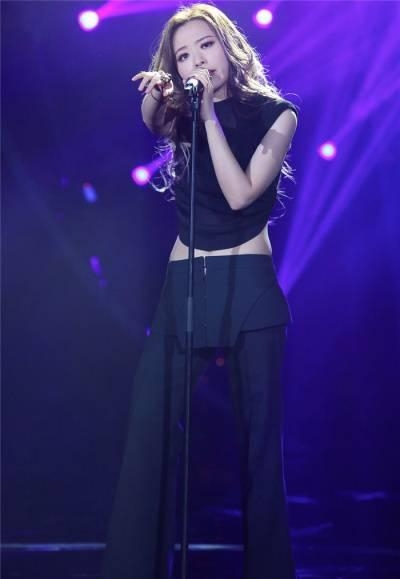 《我是歌手3》第二期韩红张靓颖炫技哪家强