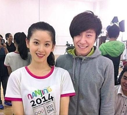 奶茶妹新欢为影视大佬 六任男非富即贵