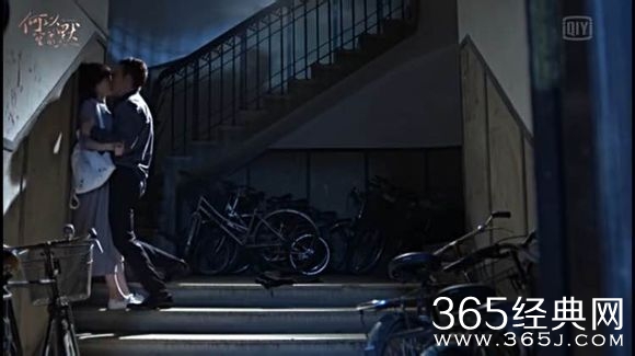 何以笙强吻赵默笙照bb