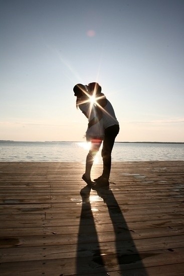 幽默搞笑短信大全：教你逗女生开心