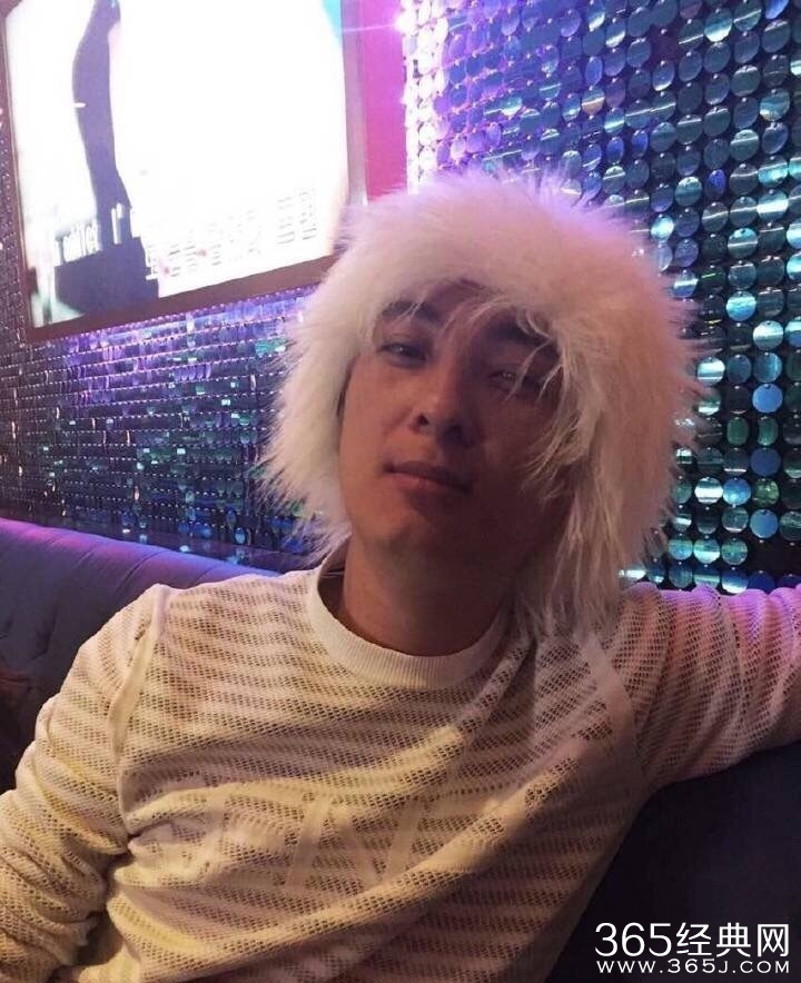 王思聪示范杀马特  一夜愁白了头