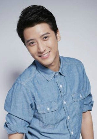 《陆小凤与花满楼》天松扮演者应昊茗个人资料介绍