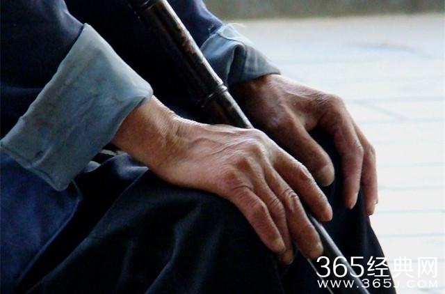 七堇年：一些人的出现，就是为给你上一课