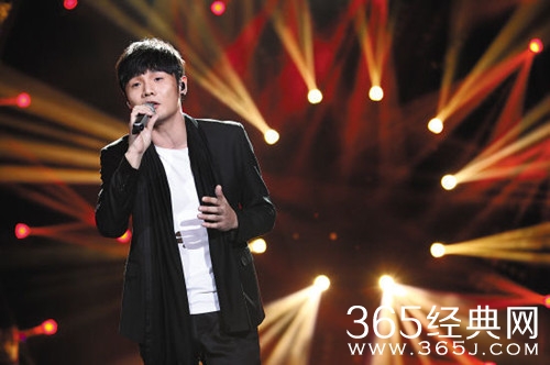 李荣浩踢馆歌曲《模特》现场试听歌词