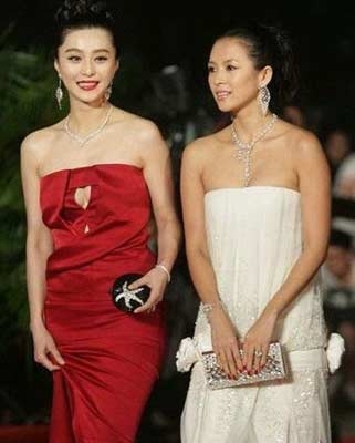 章子怡为什么黑范冰冰