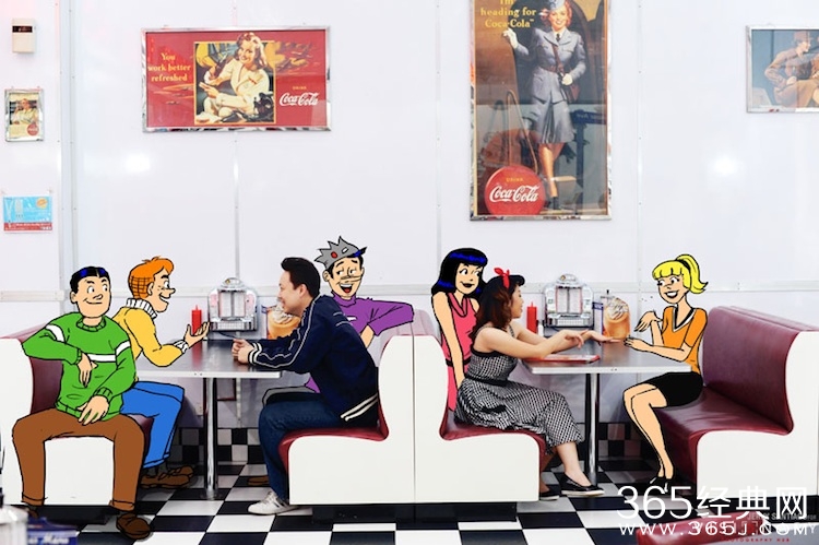 创意卡通婚纱照