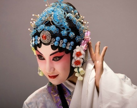 晚安心语：当执着成为负累，放手就是解脱