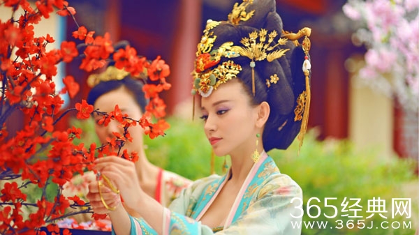 《武媚娘传奇》曝奢美剧照 施诗版王皇后堪称压轴