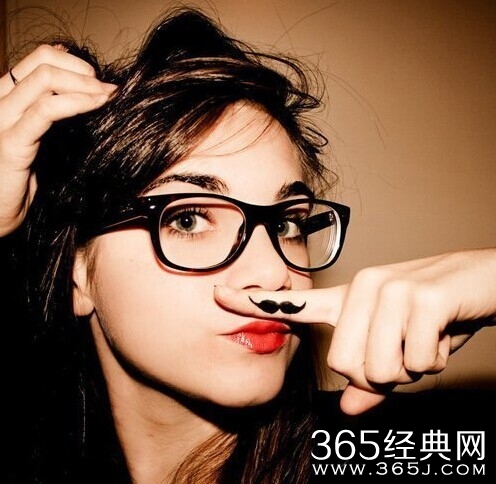 女人最性感纹身部位，你知道吗？