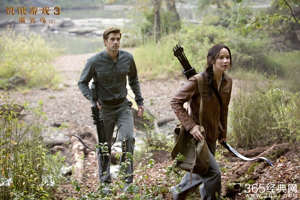 《饥饿游戏3：嘲笑鸟》插曲MV