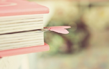 晚安心语：当执着成为负累，放手就是解脱