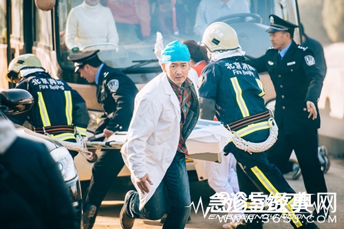 急诊室故事剧评:美剧包装下的医疗偶像剧图片