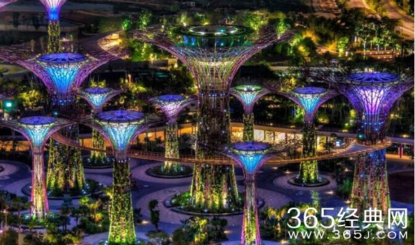 迪拜之后，看看新加坡是怎样有钱、任性的！