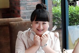 臧洪娜《走你》MV欣赏歌词介绍